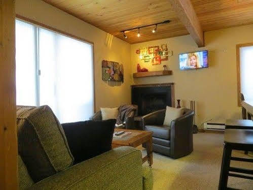 The Wood Creek Lodge By Crested Butte Lodging ภายนอก รูปภาพ